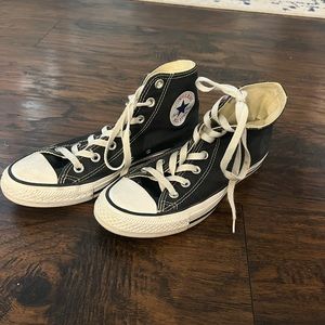 black high top converse